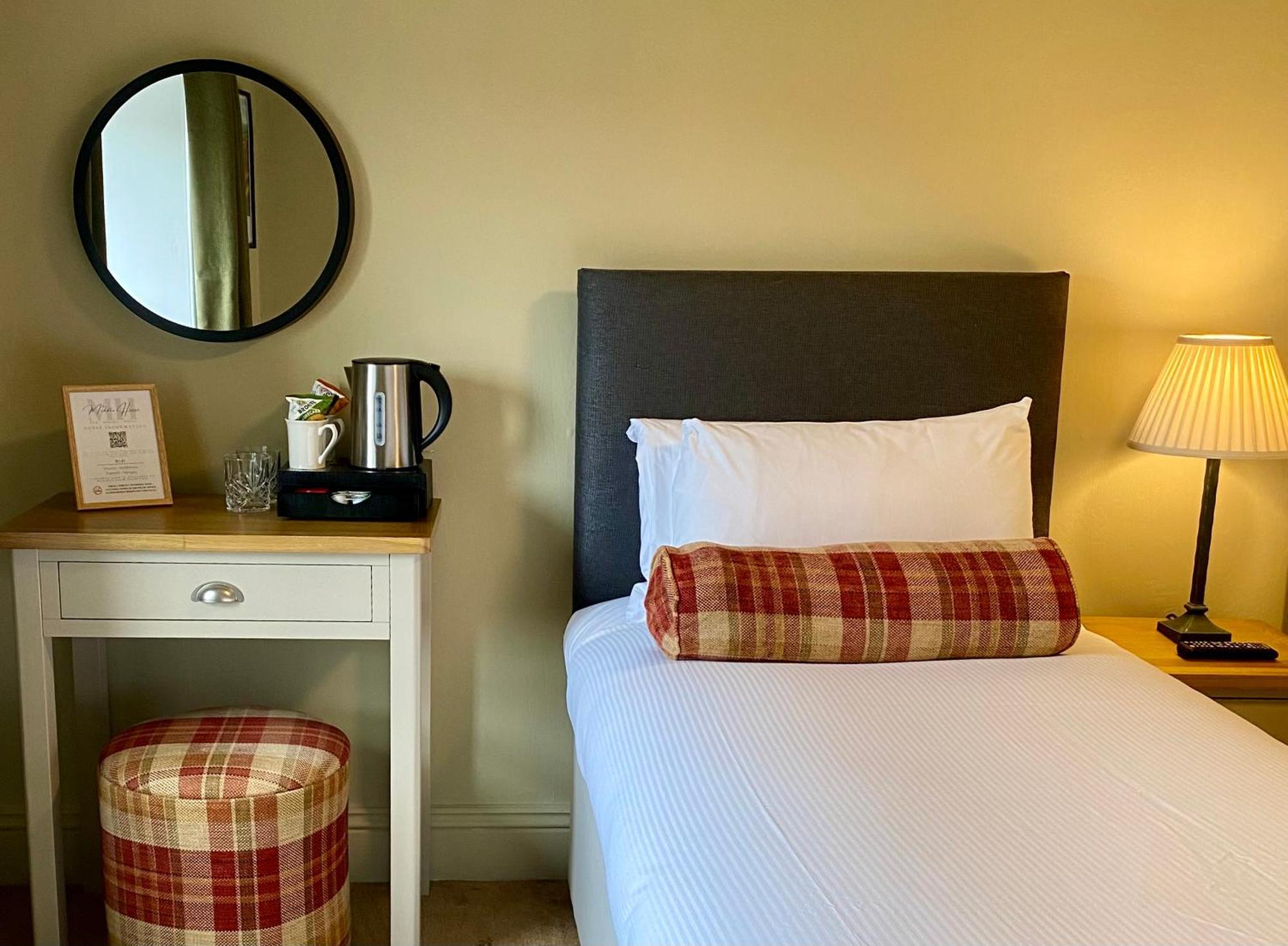 Inn Middle House 3*
